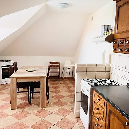 Se Zahradou 20 Minut Do Centra Prahy Apartment