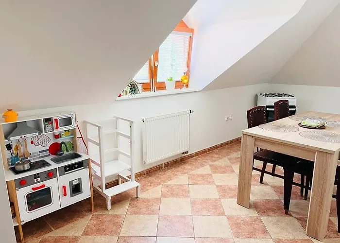 Se Zahradou 20 Minut Do Centra Prahy * Ořech