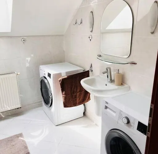 Se Zahradou 20 Minut Do Centra Prahy Ořech