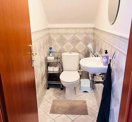 Lägenhet Se Zahradou 20 Minut Do Centra Prahy *